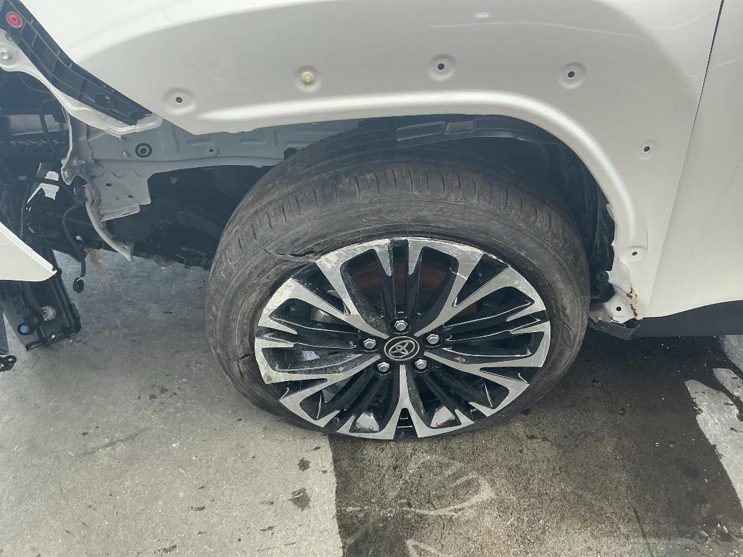 Photo '12' of Toyota Yaris Cross Limited