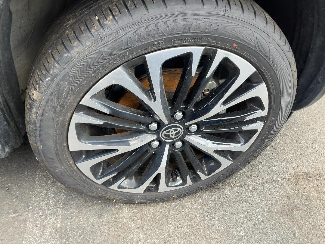 Photo '6' of Toyota Yaris Cross Limited