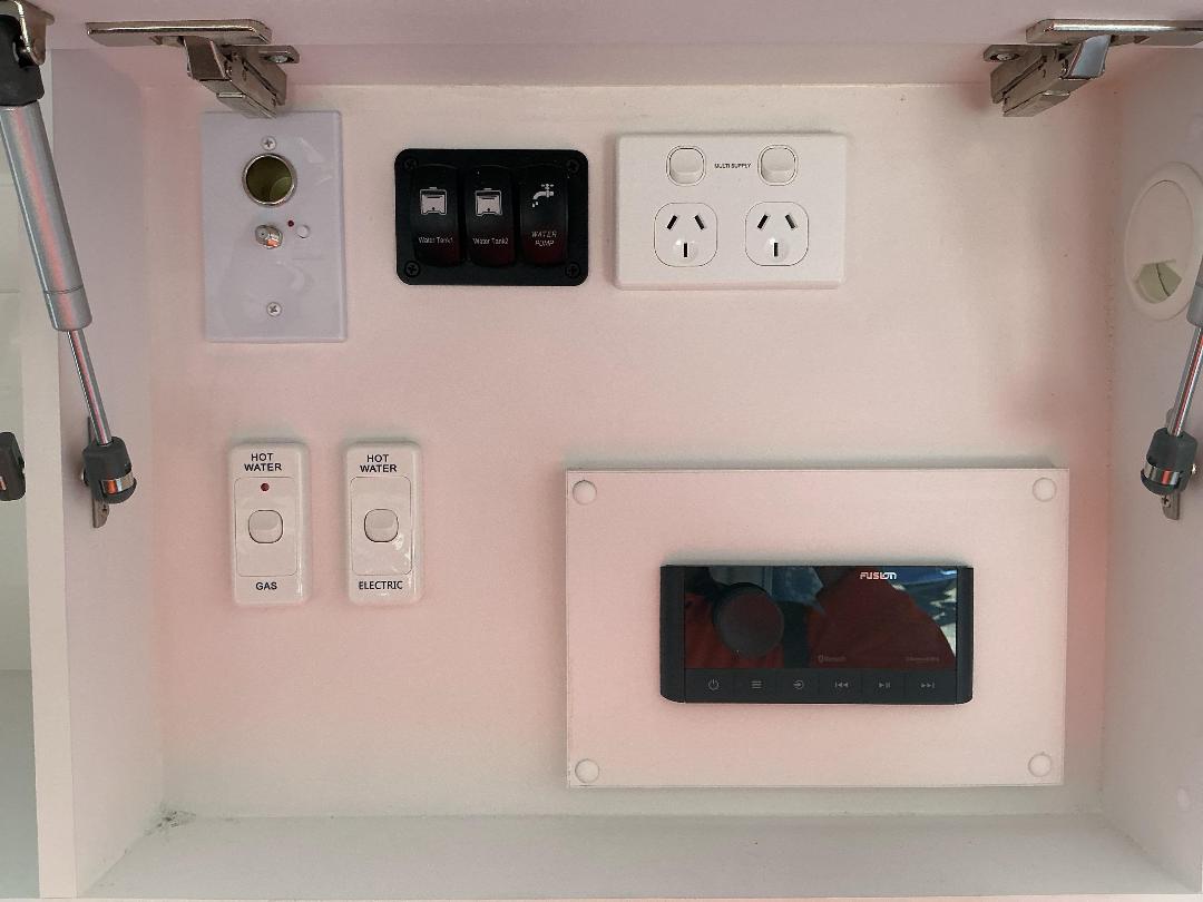 Photo '29' of Urban Tourer Caravan - Tandem