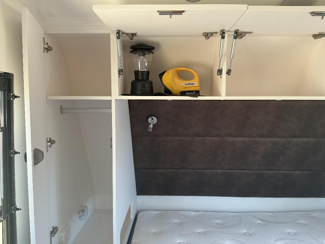 Photo '33' of Urban Tourer Caravan - Tandem