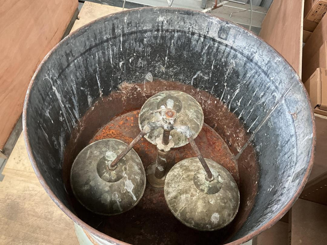 Photo '6' of "The Speedway" Antique Washing Machine