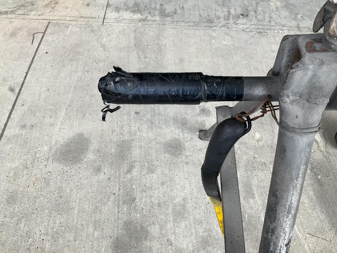 Photo '4' of ACME Vintage Clothes Ringer