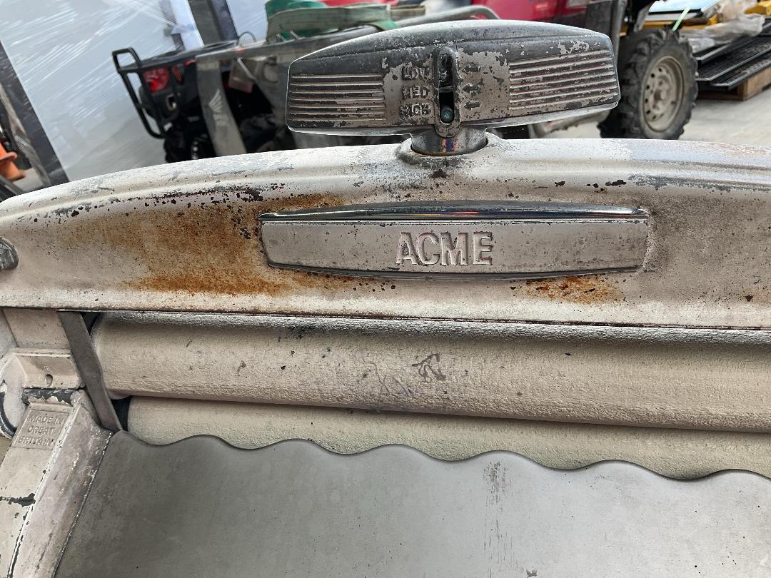 Photo '15' of ACME Vintage Clothes Ringer