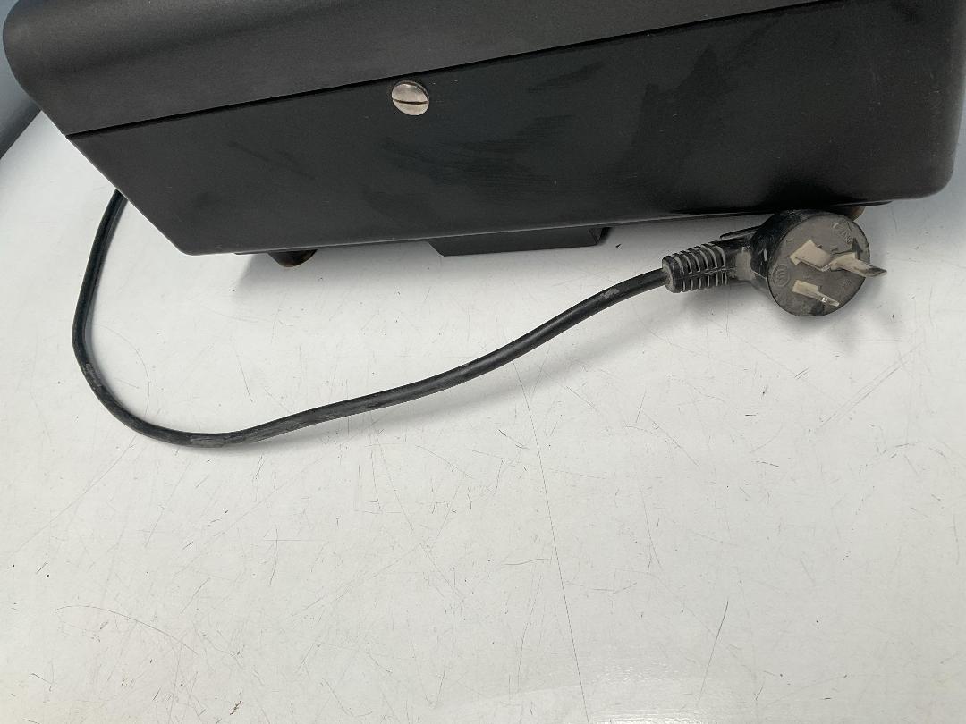 Photo '3' of Mico Overhead Projector