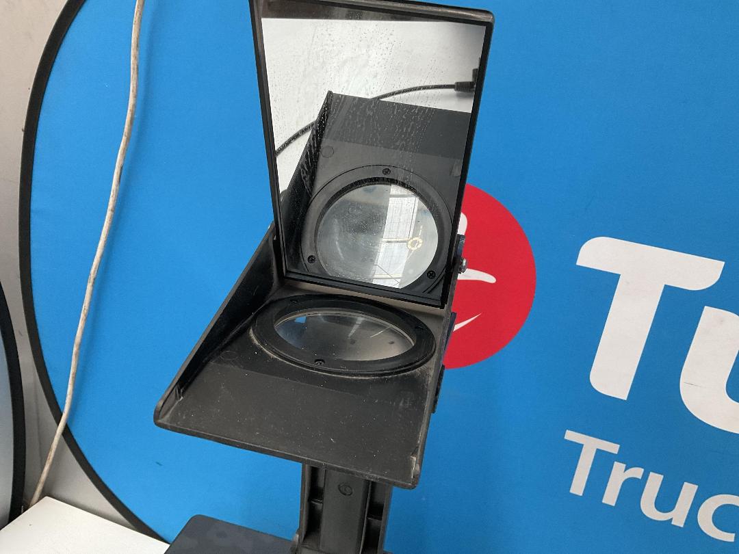 Photo '9' of Mico Overhead Projector