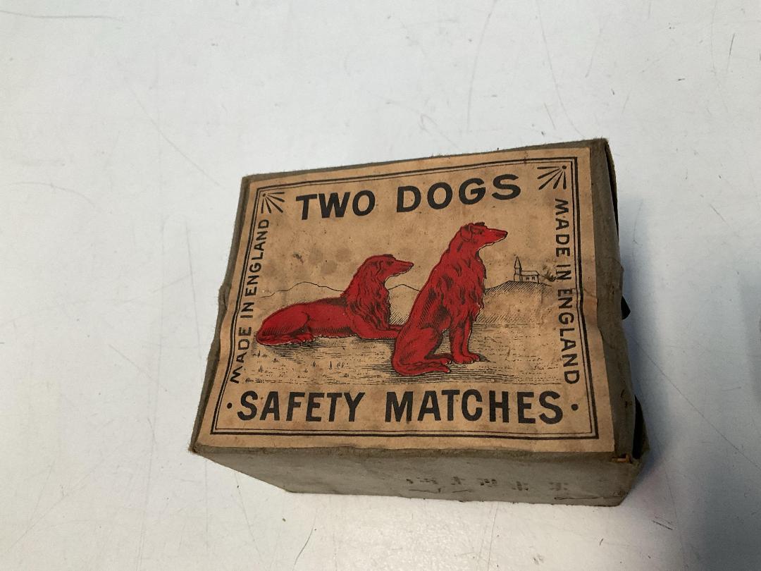 Photo '2' of Antique-Like Matches and Zig-Zag Papers