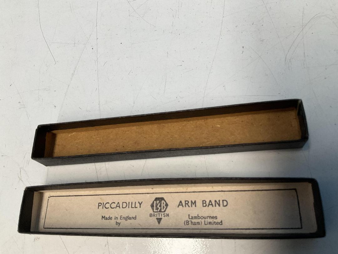 Photo '2' of 1x Pair of Antique-Like Piccadilly Arm Bands