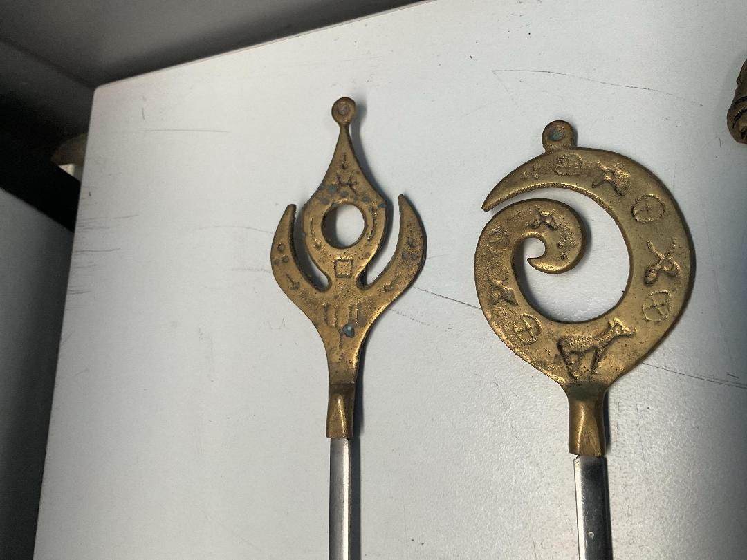 Photo '2' of 6x Gold/Silver Coloured Fire Pokers