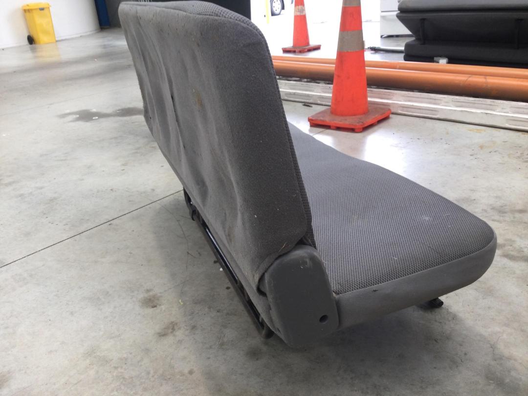 Photo '6' of Rear bench seats Photo '6' of Rear bench seats