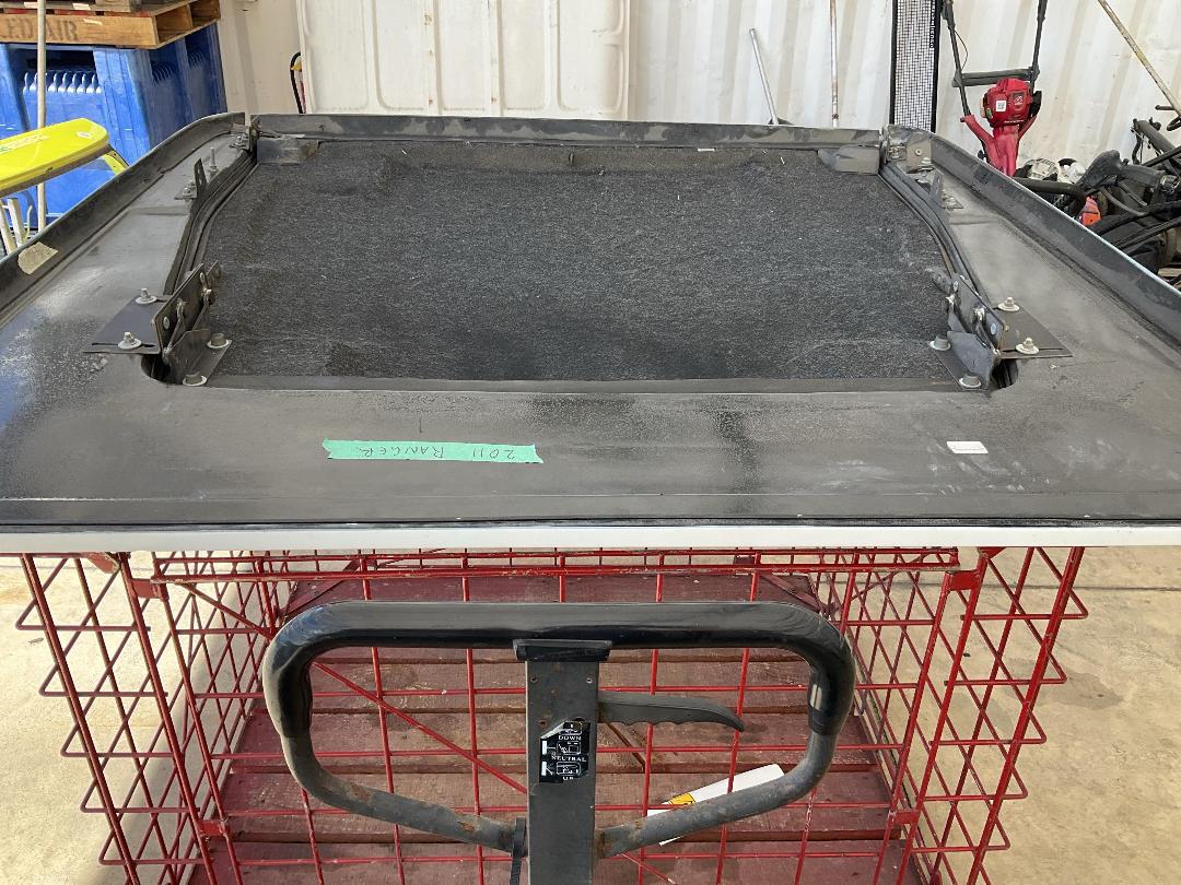 Photo '4' of Ford Ranger Hard Lid