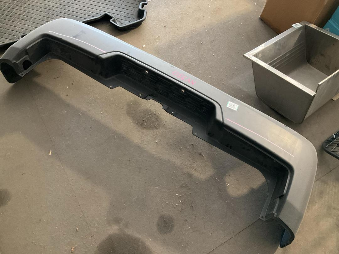 Photo '2' of Nissan NV350 Bumper