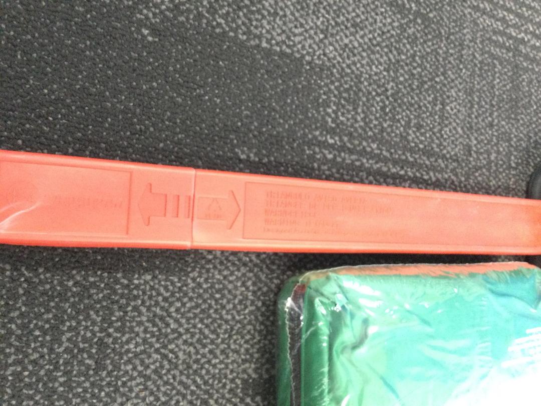 Photo '5' of Road Safety/hazard Kit