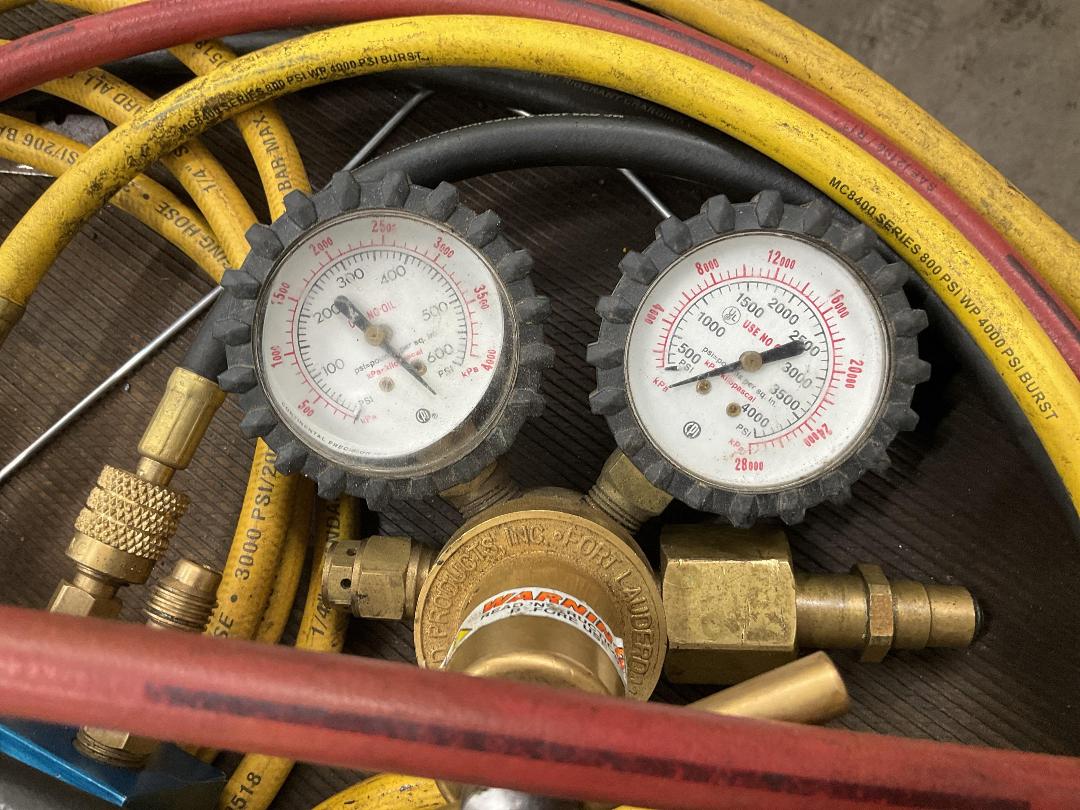 Photo '6' of HVAC Manifold Gauge Set Photo '6' of HVAC Manifold Gauge Set