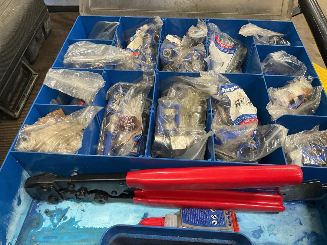 Photo '4' of Clip Fitting Kit