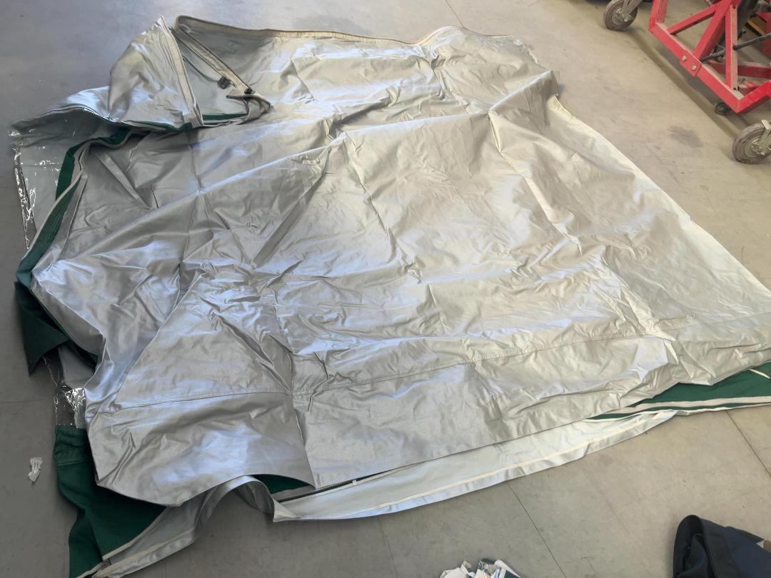 Photo '4' of Westfield Sport AirTube 890 Awning