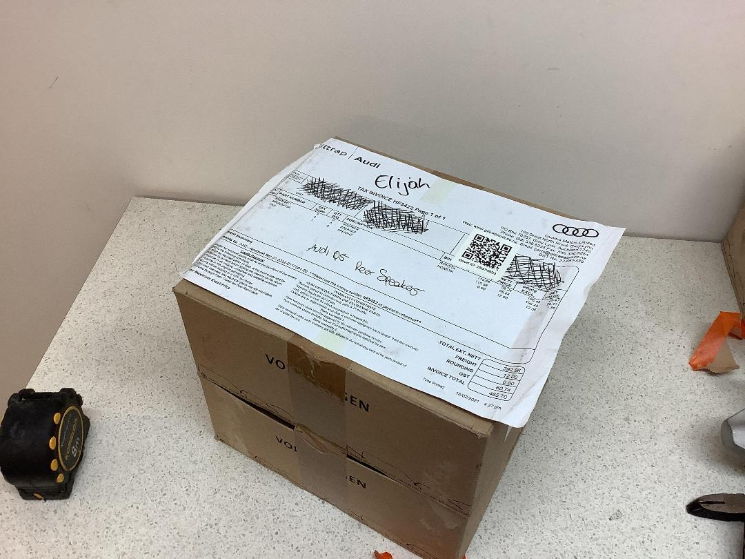 Photo '4' of Audi Q5 Rear Speakers x2