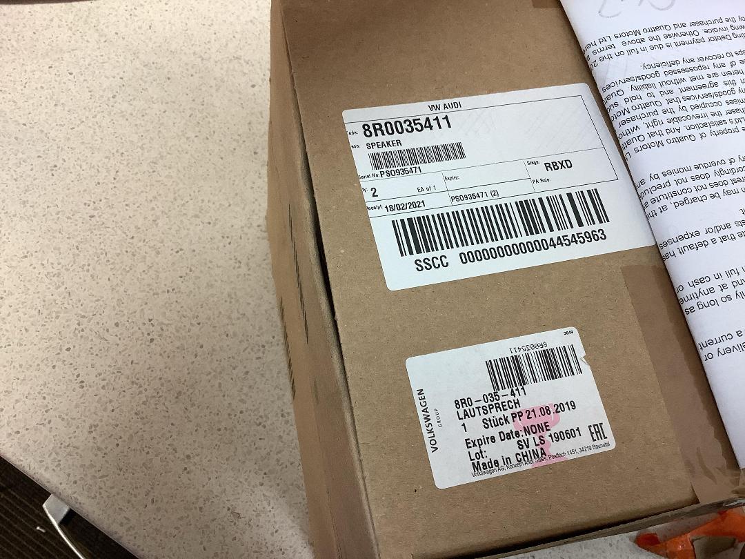 Photo '3' of Audi Q5 Rear Speakers x2