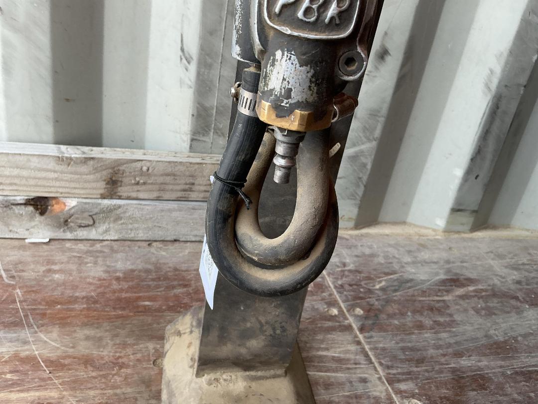 Photo '5' of PBR CASOO Model 4 Trailer Air Supply Coupling Photo '5' of PBR CASOO Model 4 Trailer Air Supply Coupling