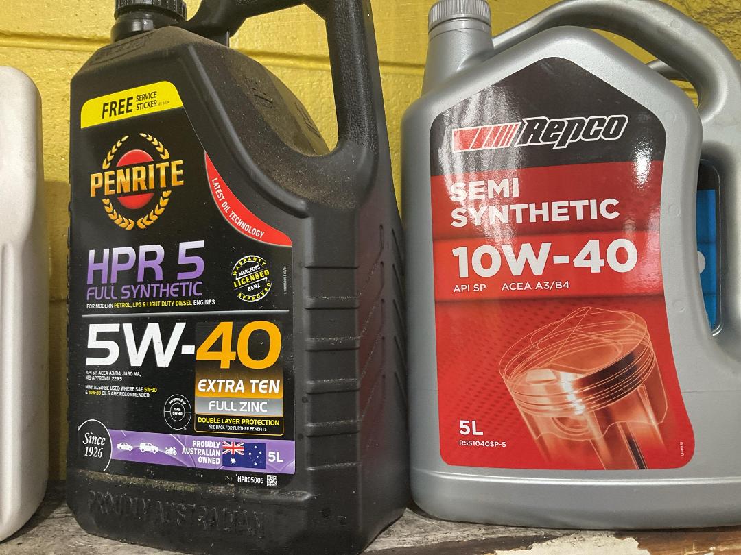 Photo '3' of Assorted Vehicle Oils and Fluid Photo '3' of Assorted Vehicle Oils and Fluid