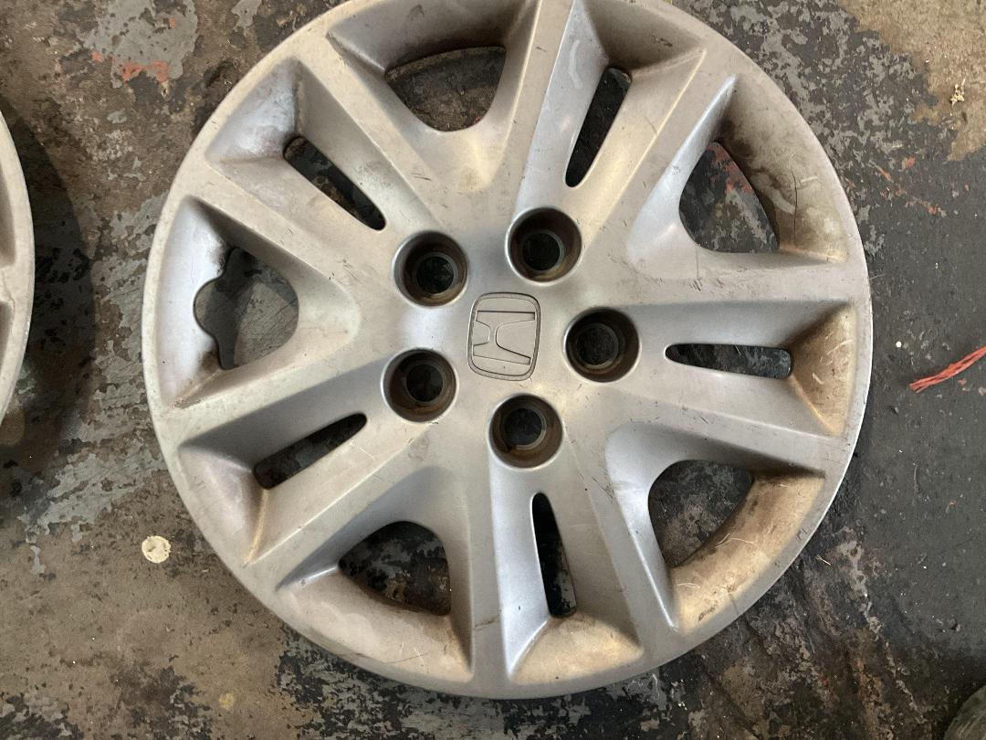 Photo '3' of Honda Civic Rim Snap On Covers