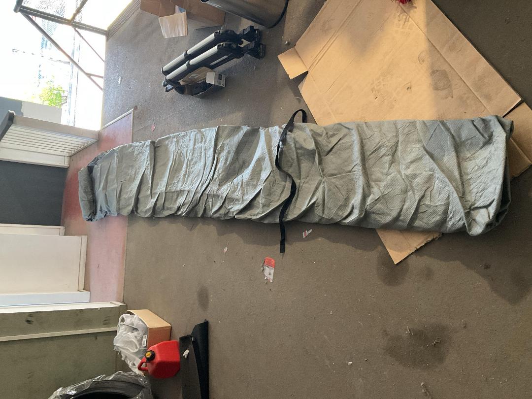 Photo '2' of Compact SUV dust cover