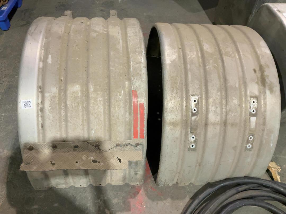 Photo '3' of 2 x Truck Fenders Photo '3' of 2 x Truck Fenders