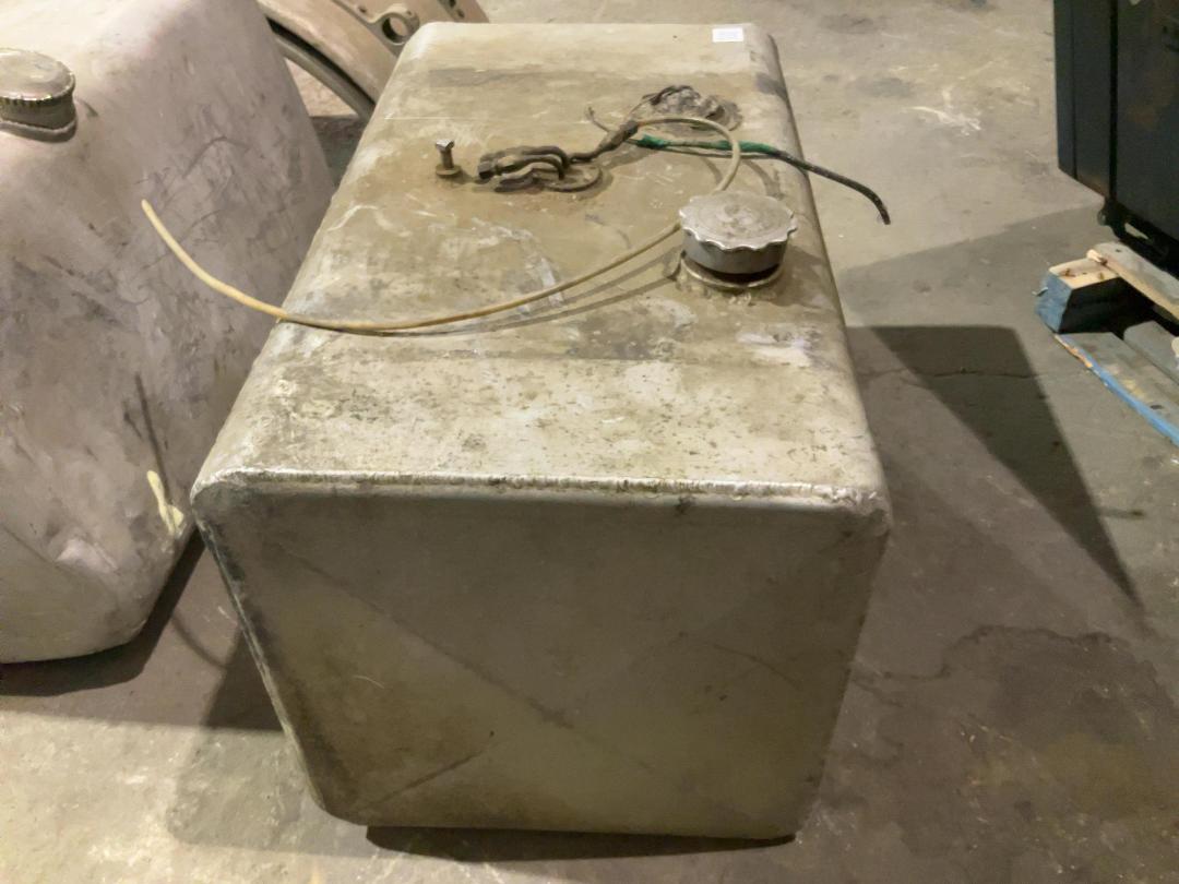 Photo '4' of Truck Diesel Tank Photo '4' of Truck Diesel Tank