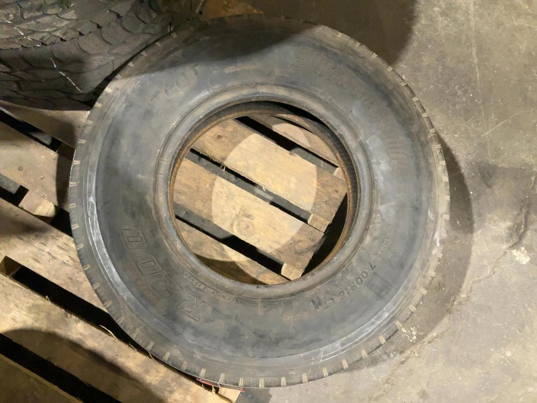 Photo '4' of 3 x 7.00R15LT Tyres Photo '4' of 3 x 7.00R15LT Tyres