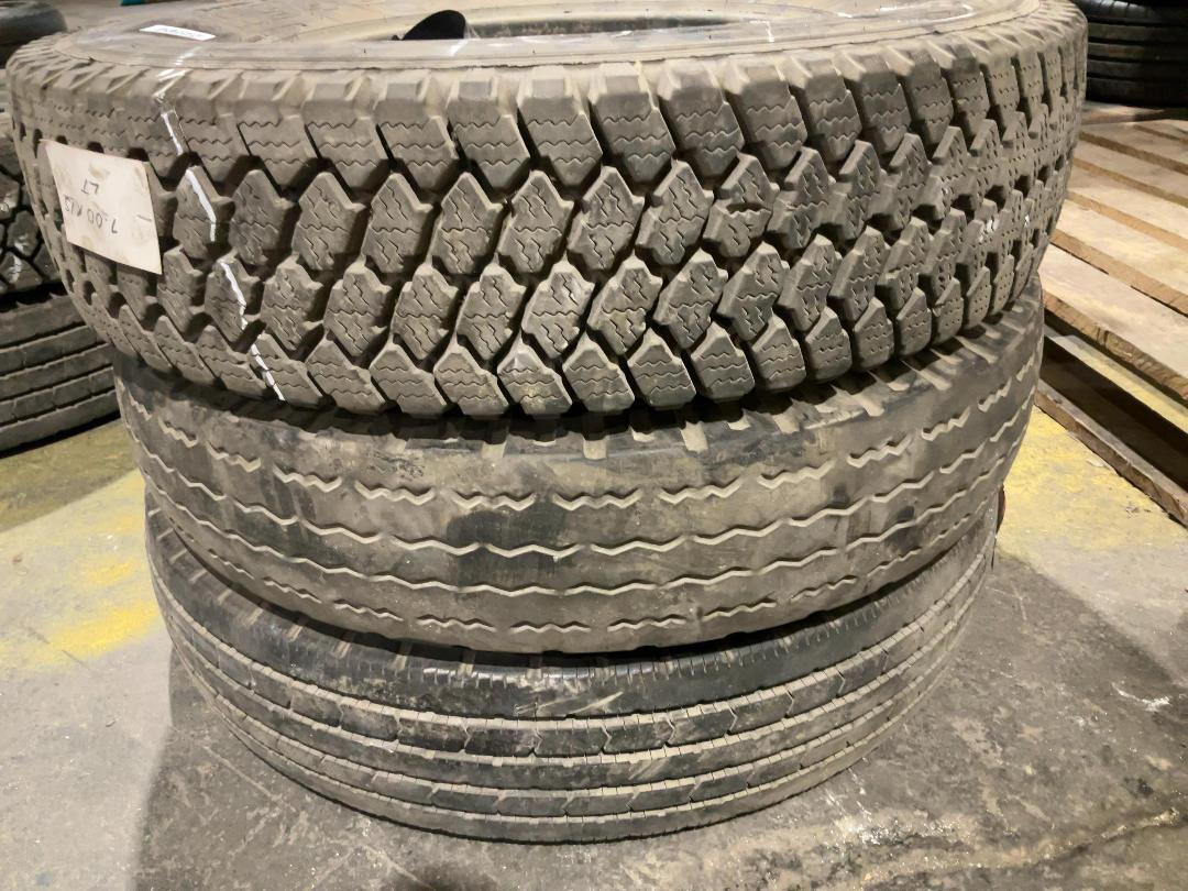 Photo '6' of 3 x 7.00R15LT Tyres Photo '6' of 3 x 7.00R15LT Tyres