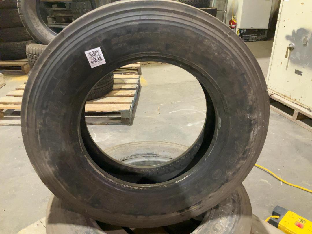 Photo '2' of 2 x 215/75R17.5 Tyres Photo '2' of 2 x 215/75R17.5 Tyres