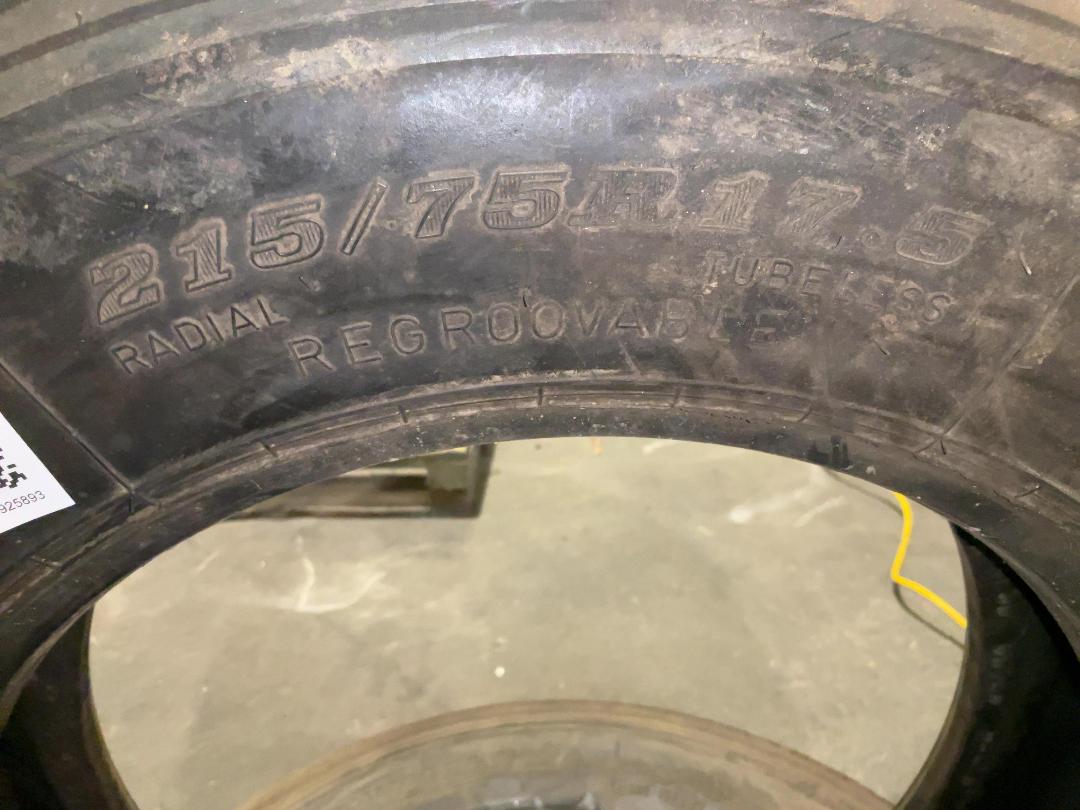 Photo '3' of 2 x 215/75R17.5 Tyres Photo '3' of 2 x 215/75R17.5 Tyres