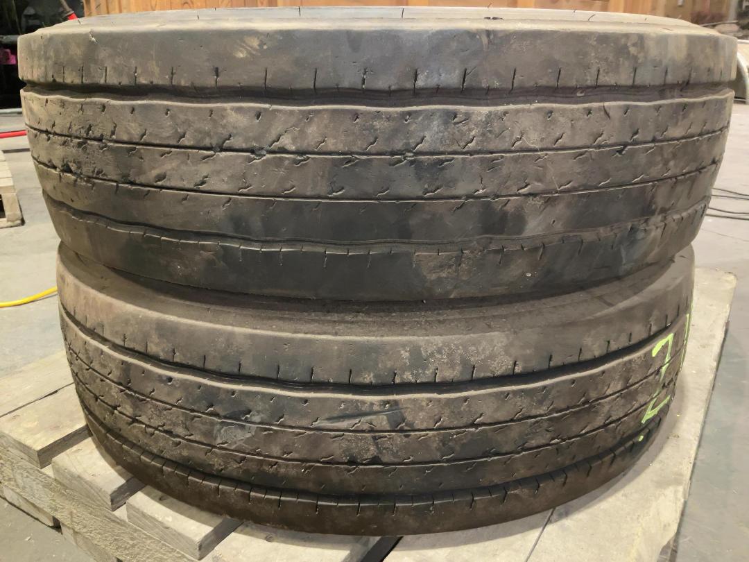 Photo '5' of 2 x 215/75R17.5 Tyres Photo '5' of 2 x 215/75R17.5 Tyres