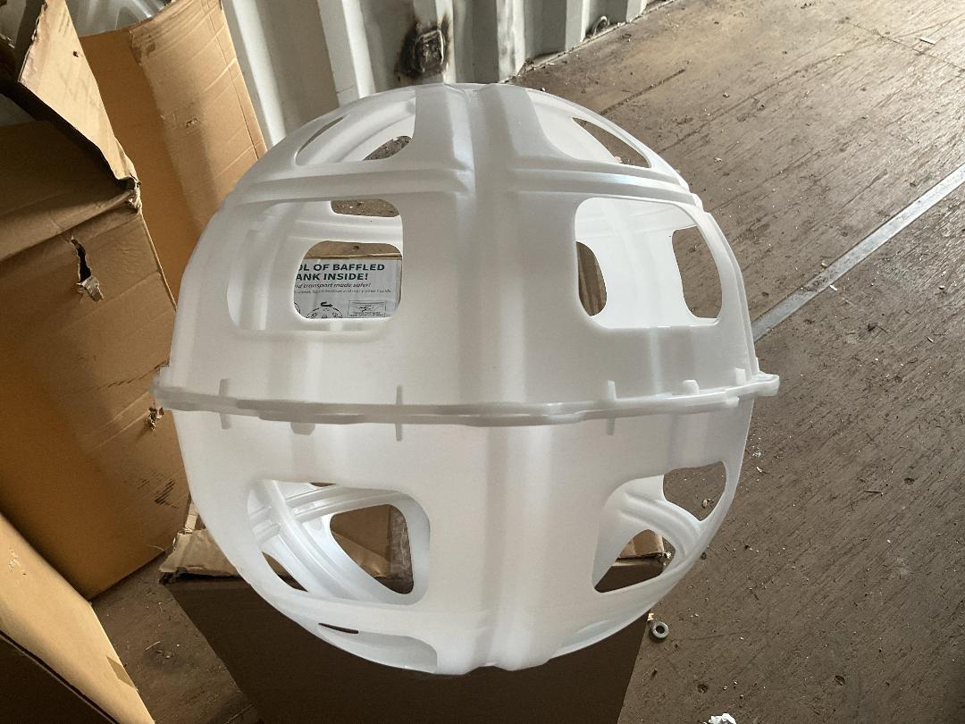 Photo '2' of Baffle Ball for 1000L Tanks Photo '2' of Baffle Ball for 1000L Tanks