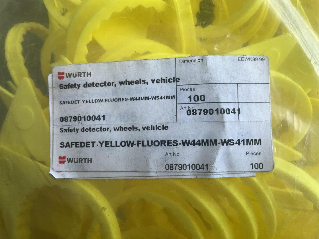 Photo '2' of Check Wheel Nut Indicator Red/Yellow