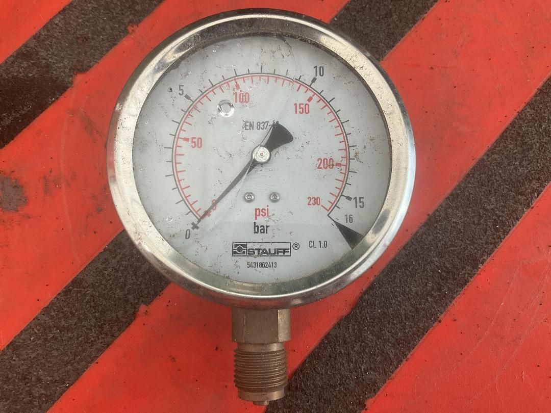 Photo '3' of Pressure Gauges Wika/class1/Stauff