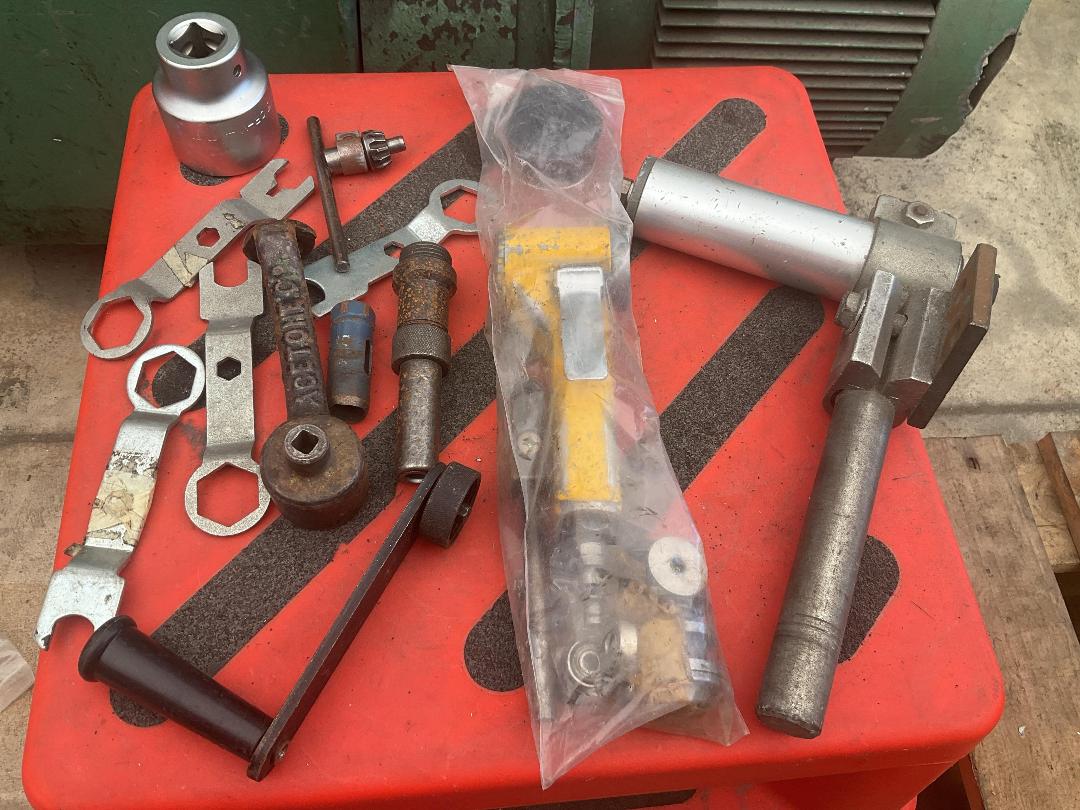 Photo '4' of Miscellaneous Tools Photo '4' of Miscellaneous Tools