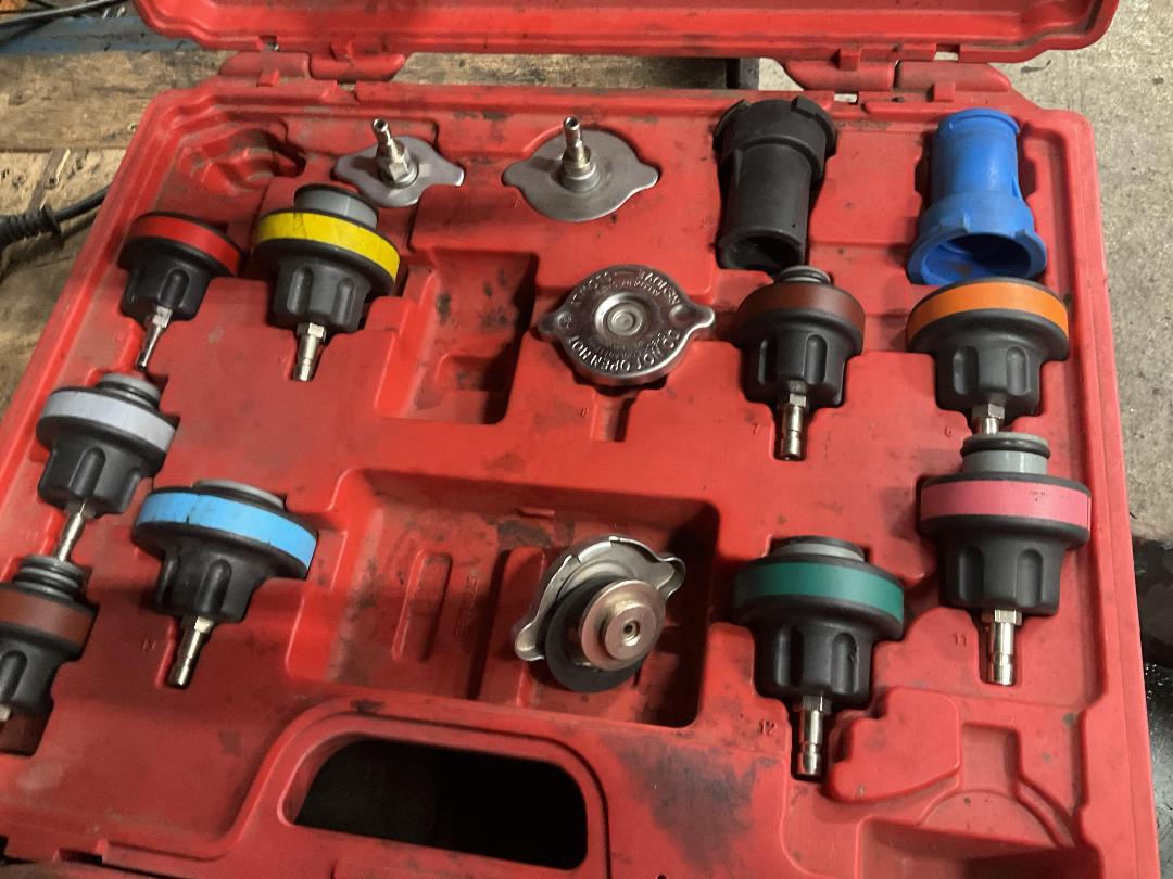 Photo '4' of Universal Radiator & Pressure Tester Kit