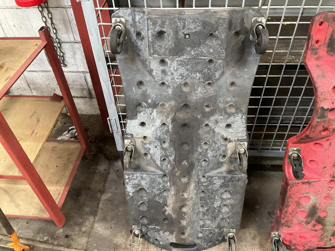 Photo '3' of Mechanics Creeper x2