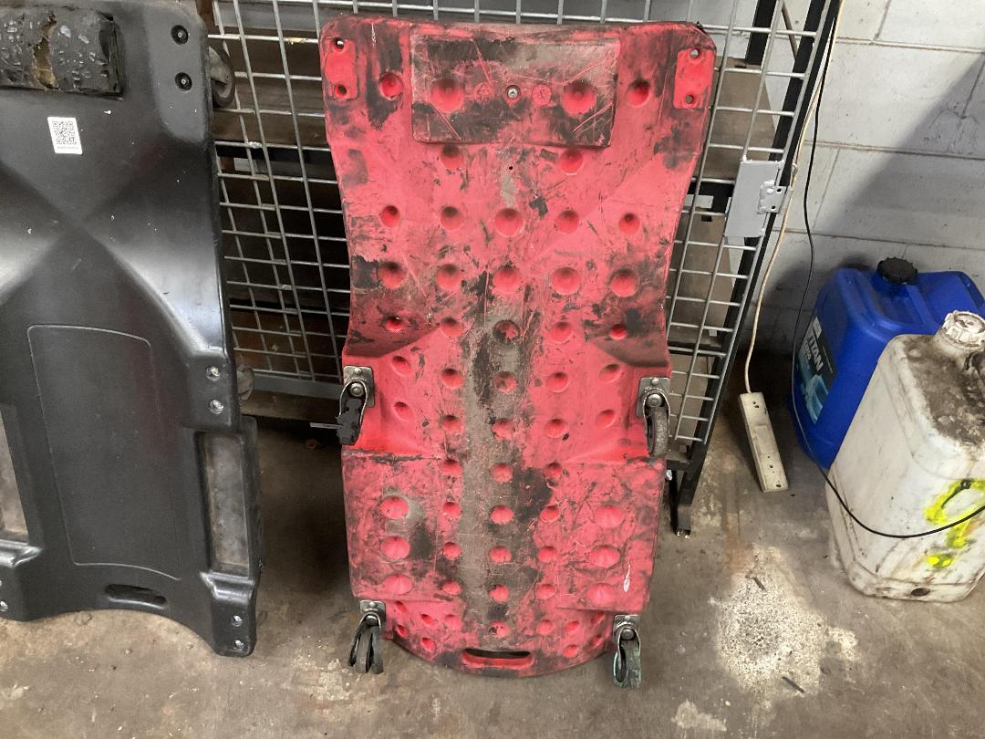 Photo '2' of Mechanics Creeper x2