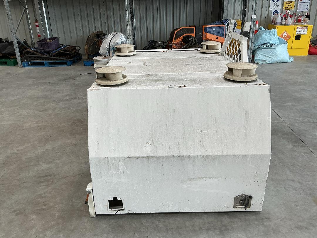 Photo '6' of Rusty Ute Service Canopy