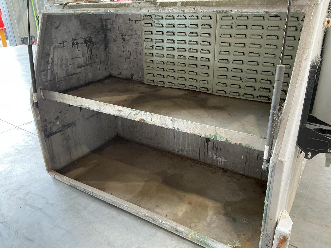 Photo '12' of Rusty Ute Service Canopy