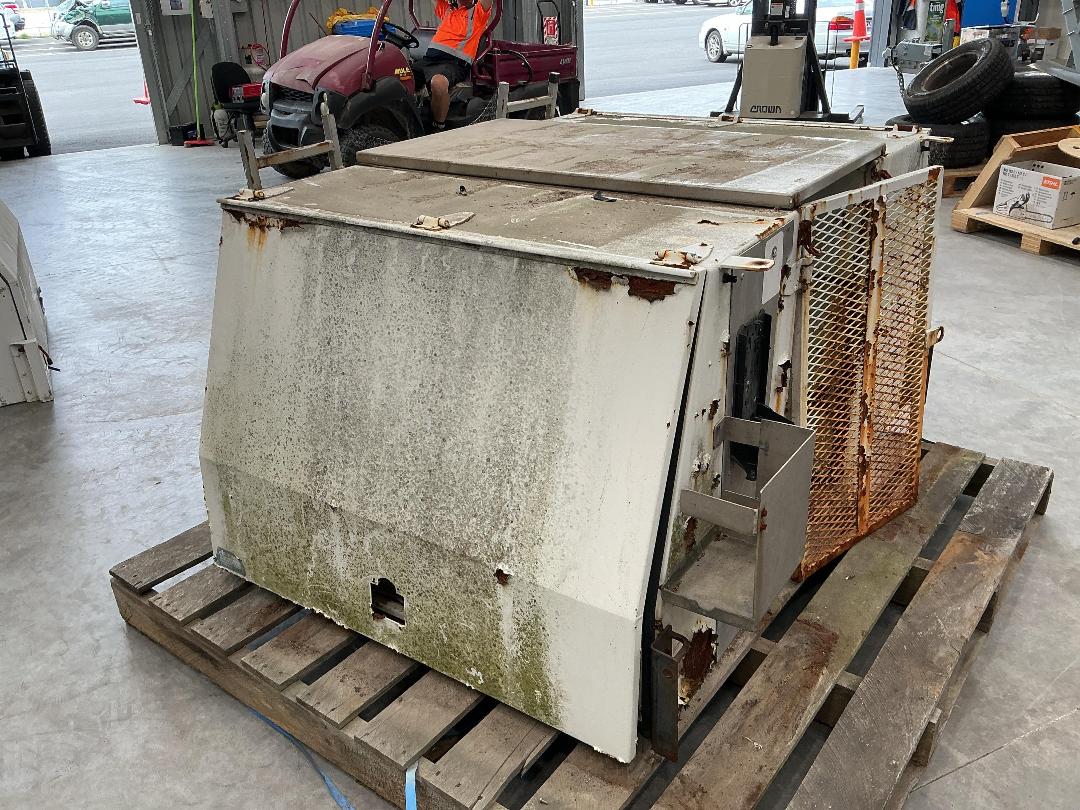 Photo '6' of Rusted Out Ute Service Canopy Photo '6' of Rusted Out Ute Service Canopy