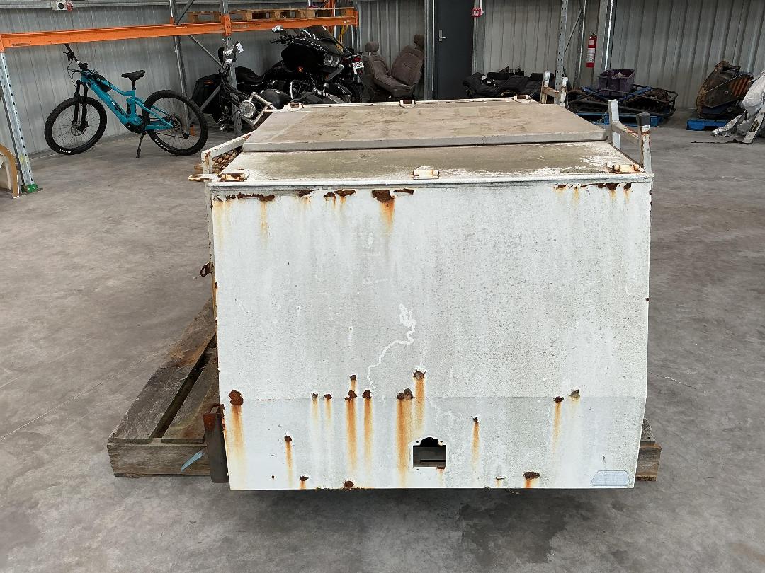 Photo '4' of Rusted Out Ute Service Canopy Photo '4' of Rusted Out Ute Service Canopy