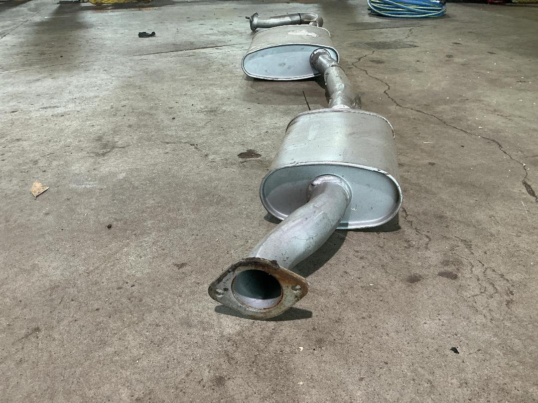 Photo '5' of Exhaust F04804