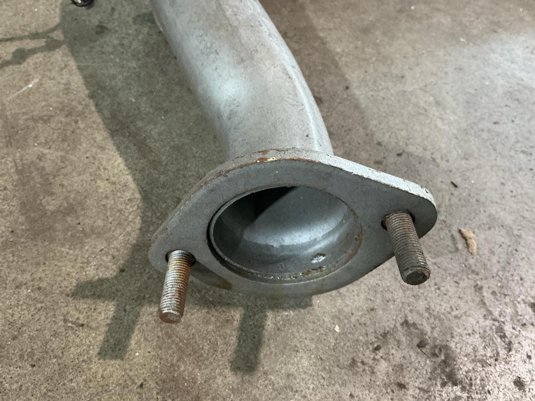 Photo '7' of Exhaust F04804