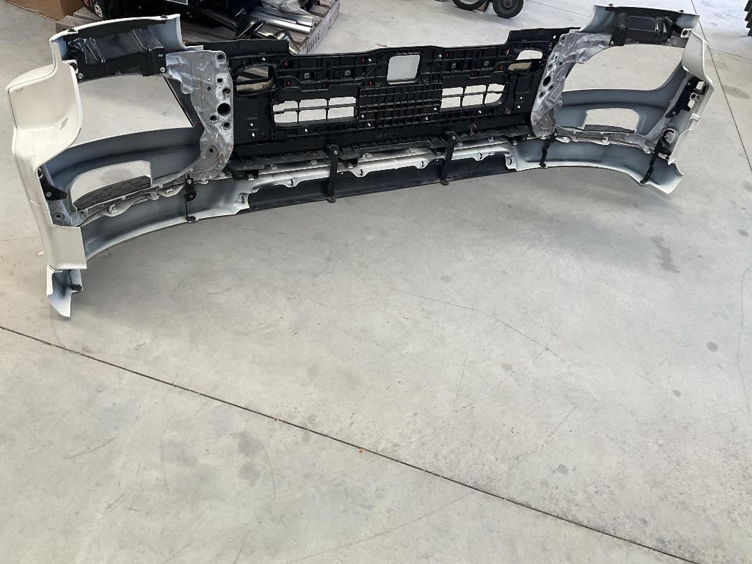 Photo '13' of 2024 Hino 700 Front Bumper