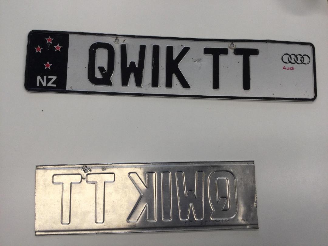 Photo '4' of Personalised Plates “QWIKTT”