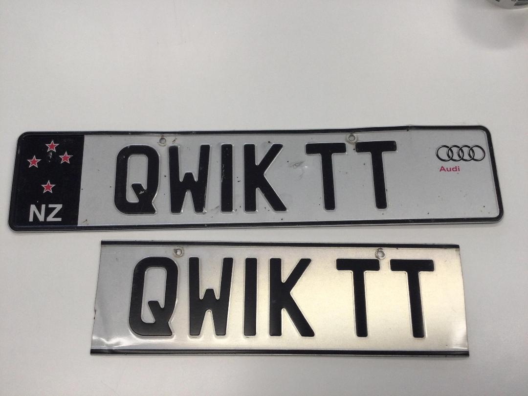 Photo '2' of Personalised Plates “QWIKTT”