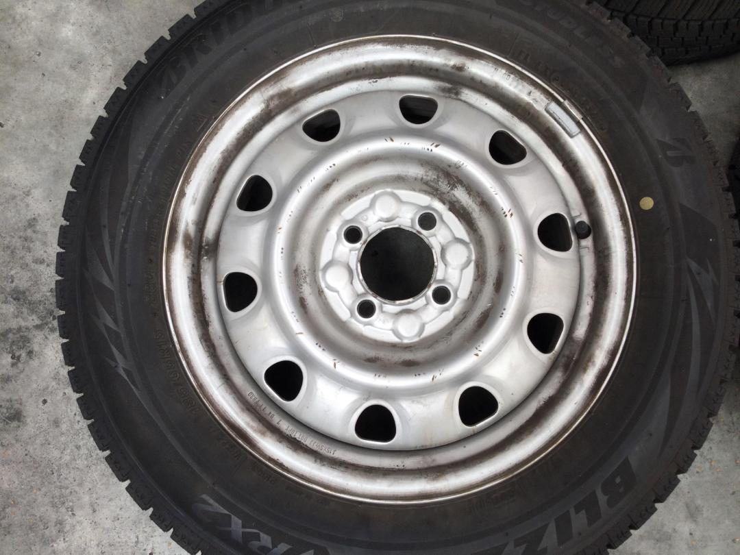 Photo '4' of 4 X Snow Tyres & Rims Photo '4' of 4 X Snow Tyres & Rims
