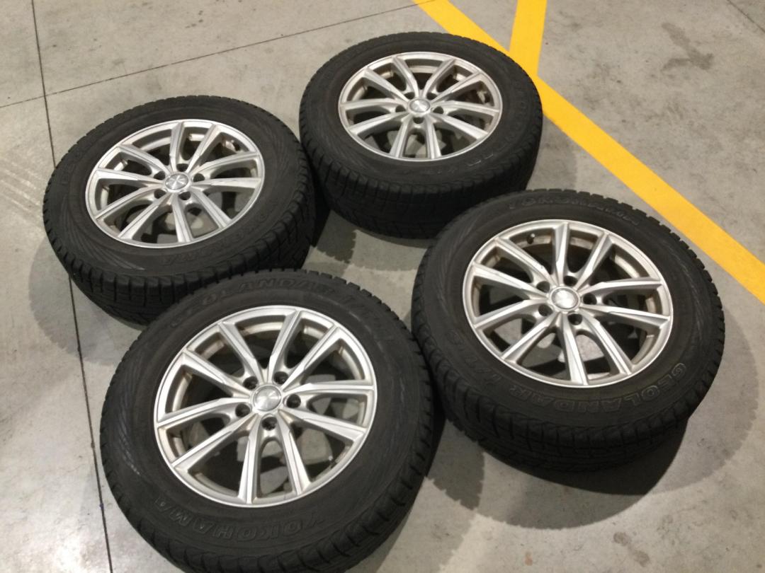 Photo '4' of 17x7 Alloy Wheels 5 Twin Spoke Alloy Wheel x4 Photo '4' of 17x7 Alloy Wheels 5 Twin Spoke Alloy Wheel x4